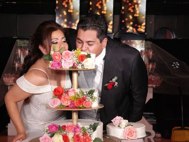 La boda de Carlos Alejandro y Belinda  en Gustavo A. Madero, Ciudad de México 2