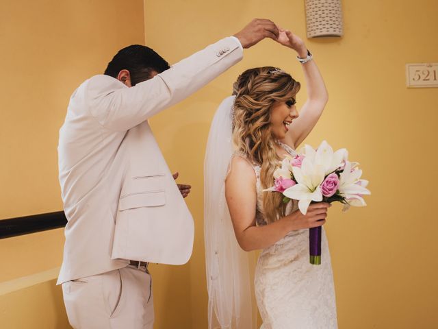 La boda de Omar y Cinthia en Bahía de Banderas, Nayarit 20