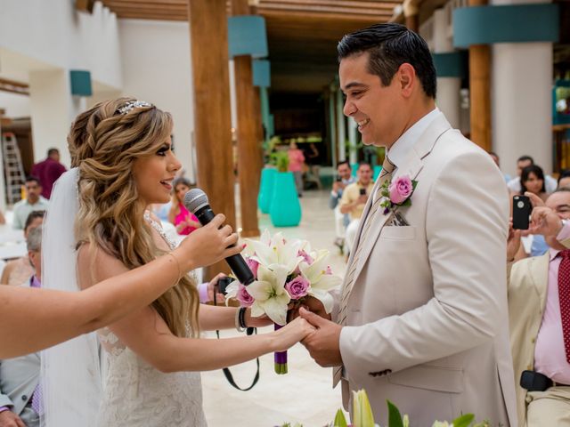 La boda de Omar y Cinthia en Bahía de Banderas, Nayarit 57