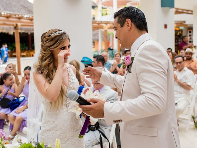 La boda de Omar y Cinthia en Bahía de Banderas, Nayarit 61