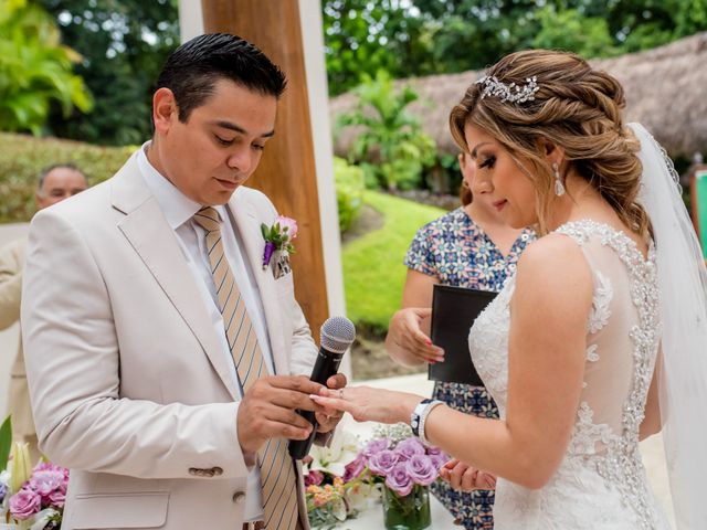 La boda de Omar y Cinthia en Bahía de Banderas, Nayarit 64