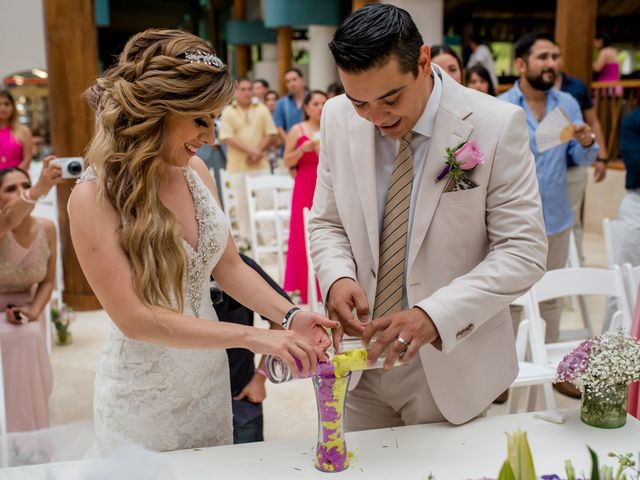 La boda de Omar y Cinthia en Bahía de Banderas, Nayarit 92