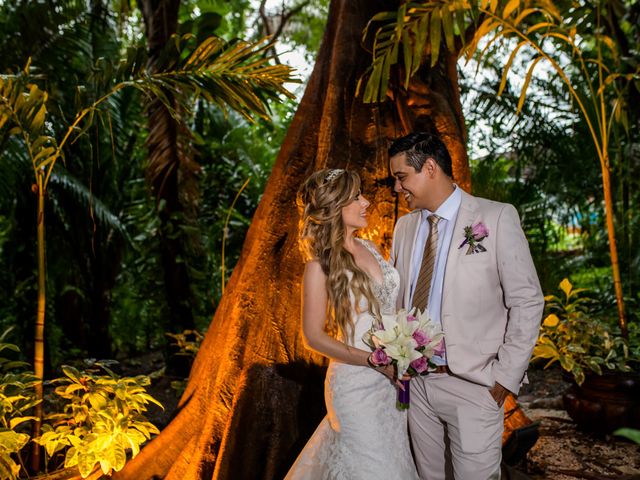 La boda de Omar y Cinthia en Bahía de Banderas, Nayarit 101