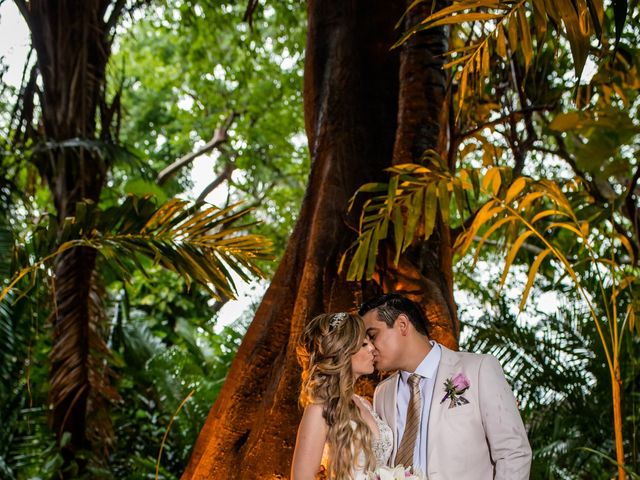 La boda de Omar y Cinthia en Bahía de Banderas, Nayarit 102