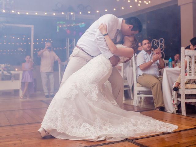 La boda de Omar y Cinthia en Bahía de Banderas, Nayarit 113