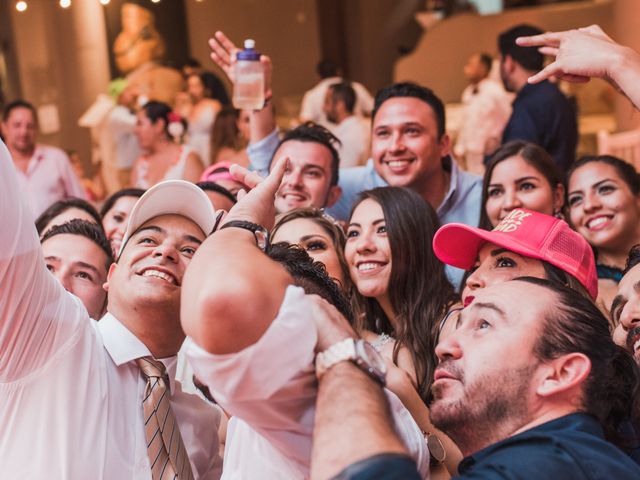 La boda de Omar y Cinthia en Bahía de Banderas, Nayarit 132