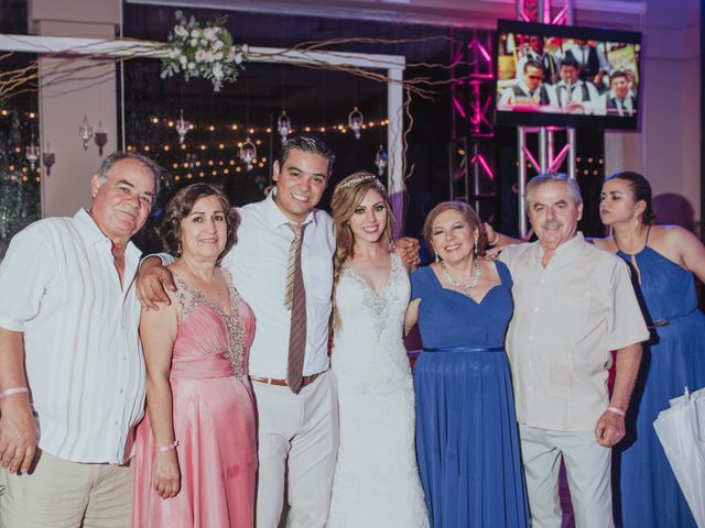 La boda de Omar y Cinthia en Bahía de Banderas, Nayarit 142