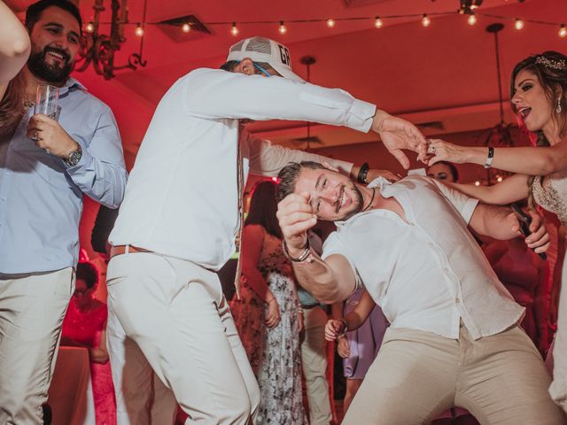 La boda de Omar y Cinthia en Bahía de Banderas, Nayarit 147