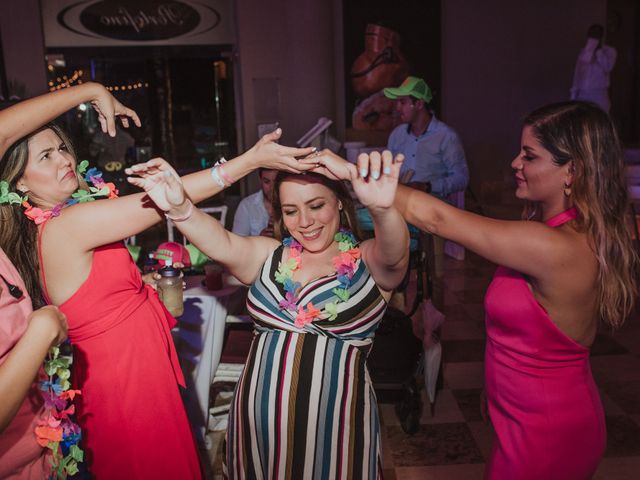 La boda de Omar y Cinthia en Bahía de Banderas, Nayarit 151