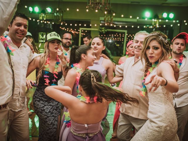 La boda de Omar y Cinthia en Bahía de Banderas, Nayarit 163