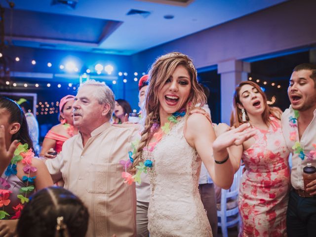 La boda de Omar y Cinthia en Bahía de Banderas, Nayarit 164