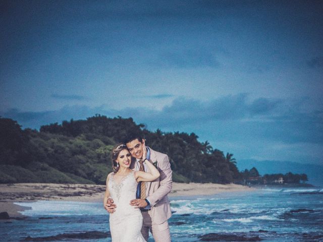 La boda de Omar y Cinthia en Bahía de Banderas, Nayarit 209