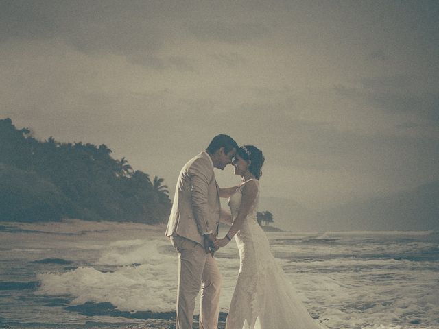 La boda de Omar y Cinthia en Bahía de Banderas, Nayarit 213