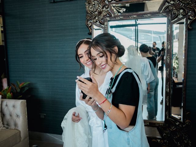 La boda de Marco y Stephanie en Hermosillo, Sonora 24