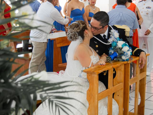La boda de Francisco y Evelyn en Manzanillo, Colima 6