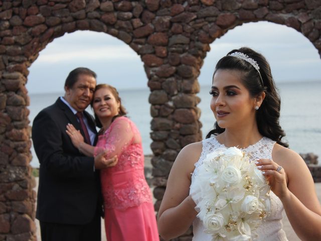 La boda de Miguel y Eidhy en Rosarito, Baja California 2