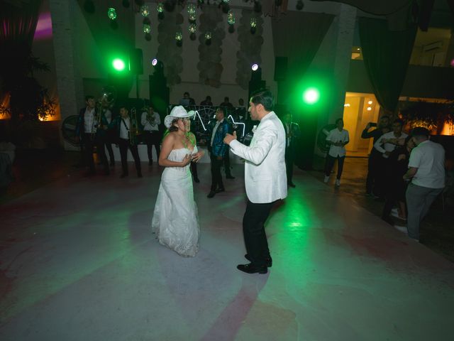La boda de Ángel y Mónica en Xochitepec, Morelos 3