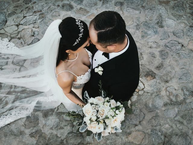 La boda de Manuk y Elizabeth en Cabo San Lucas, Baja California Sur 20