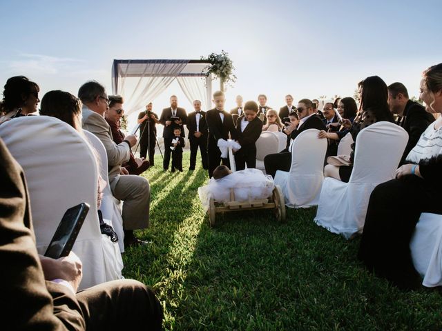 La boda de Manuk y Elizabeth en Cabo San Lucas, Baja California Sur 21