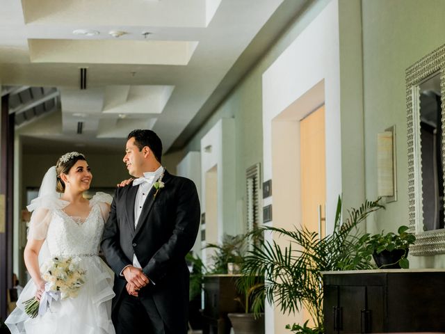 La boda de Carlos y Malena en Hermosillo, Sonora 41