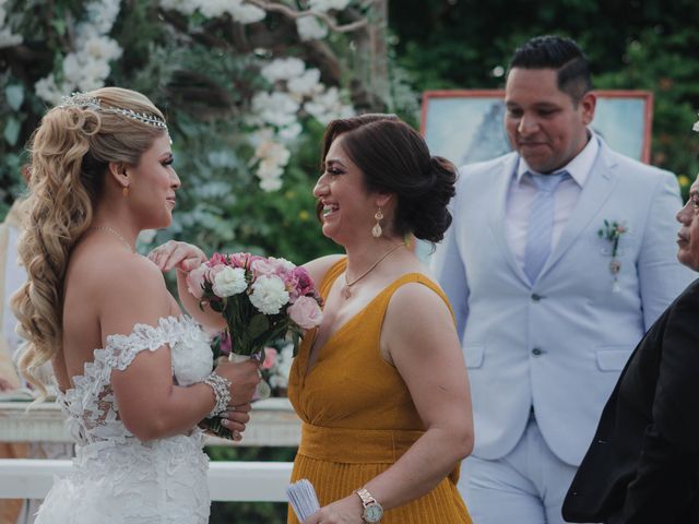 La boda de José y Lénica en Acapulco, Guerrero 12