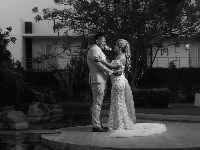 La boda de José y Lénica en Acapulco, Guerrero 26