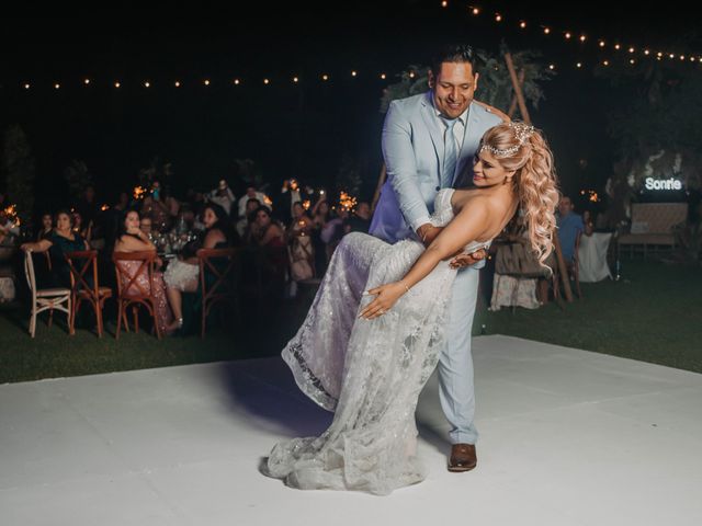 La boda de José y Lénica en Acapulco, Guerrero 35