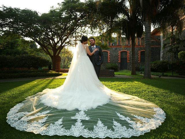 La boda de Roberto  y Janeth  en Uruapan, Michoacán 5