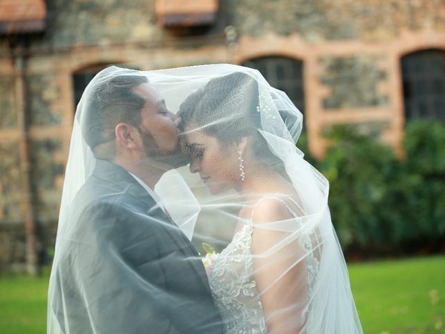 La boda de Roberto  y Janeth  en Uruapan, Michoacán 7