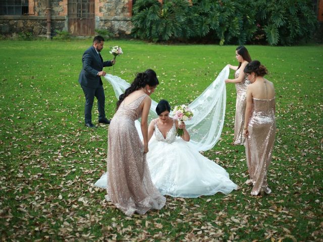 La boda de Roberto  y Janeth  en Uruapan, Michoacán 45