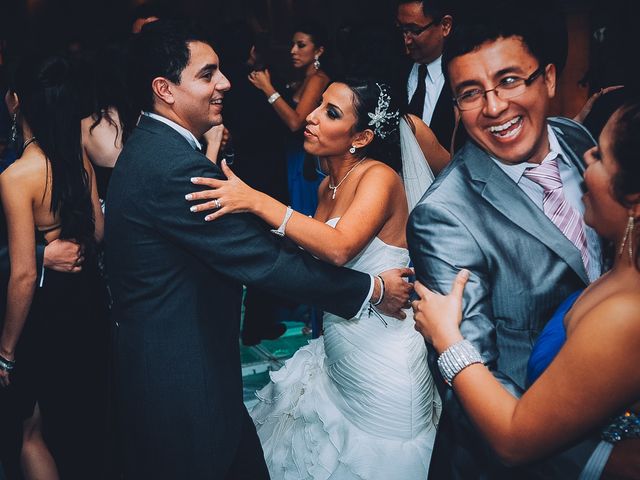 La boda de Diego y Gabriela en Monterrey, Nuevo León 36
