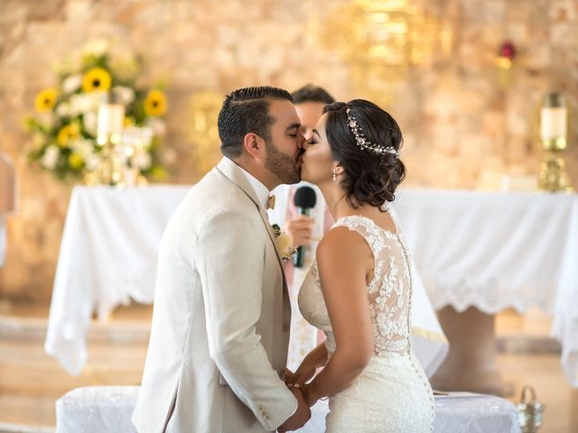 La boda de Sergio y Sofía en Bahía de Banderas, Nayarit 32