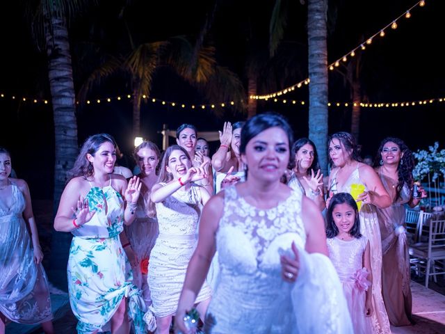 La boda de Sergio y Sofía en Bahía de Banderas, Nayarit 62
