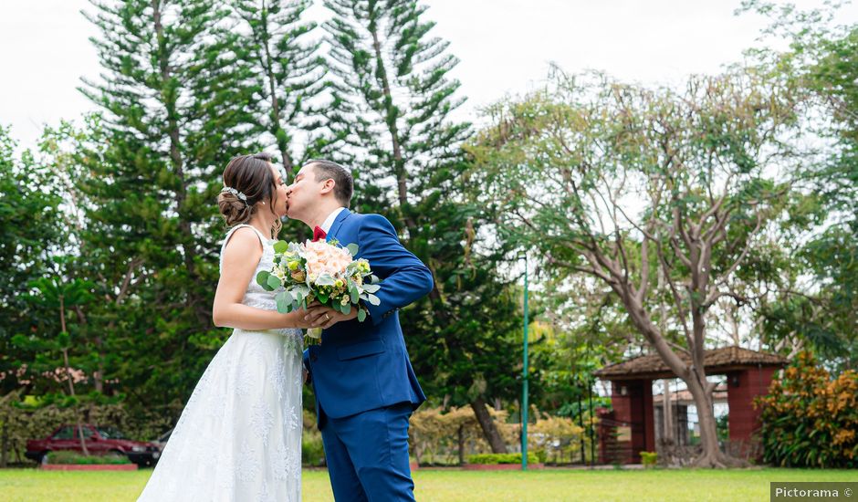 La boda de Jorge y Judith en Colima, Colima