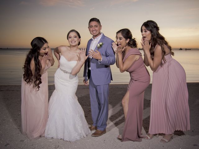 La boda de Ernesto y Jocelyne en La Paz, Baja California Sur 26