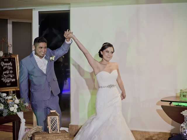 La boda de Ernesto y Jocelyne en La Paz, Baja California Sur 33