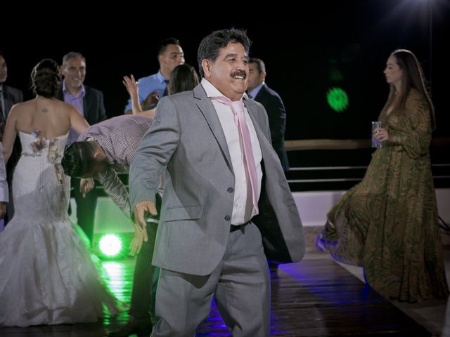 La boda de Ernesto y Jocelyne en La Paz, Baja California Sur 51