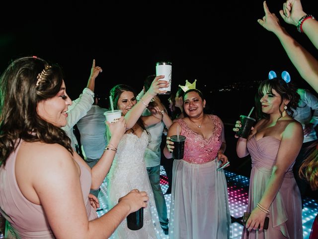 La boda de Francisco y Sofía en Tequesquitengo, Morelos 108