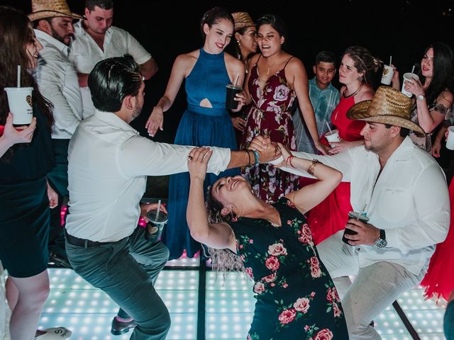 La boda de Francisco y Sofía en Tequesquitengo, Morelos 115