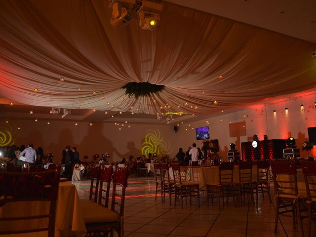 La boda de Oscar Delgado y Claudia Mejia  en Tonalá, Jalisco 14