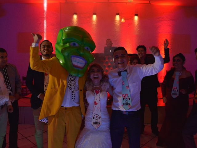 La boda de Oscar Delgado y Claudia Mejia  en Tonalá, Jalisco 35