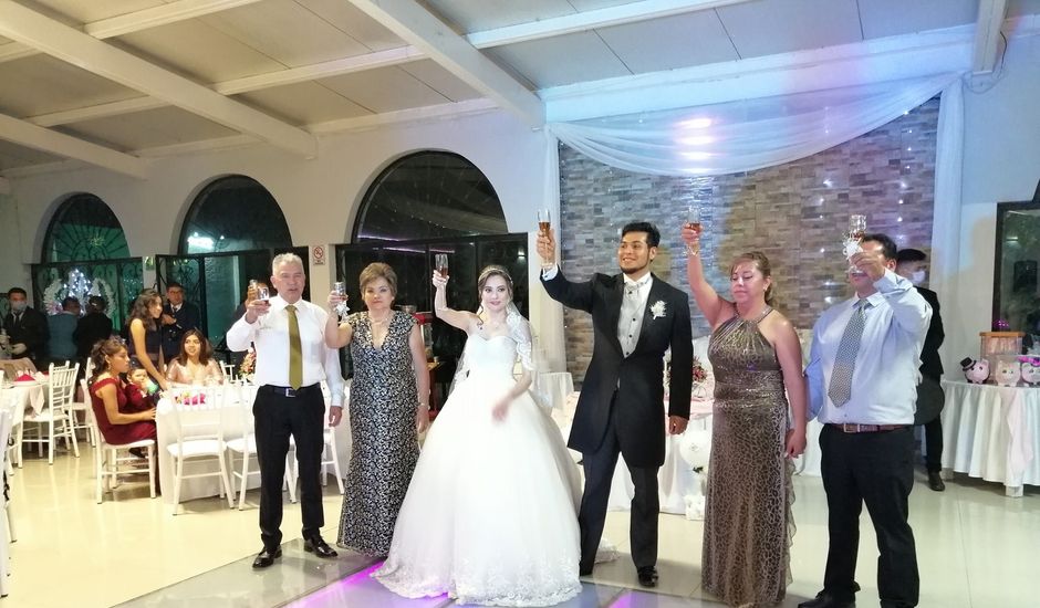 La boda de Alejandro  y Laura  en Cuautitlán, Estado México