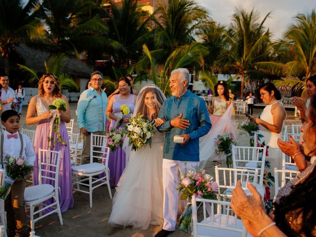 La boda de Alejandro y Anarsis en Ixtapa Zihuatanejo, Guerrero 39