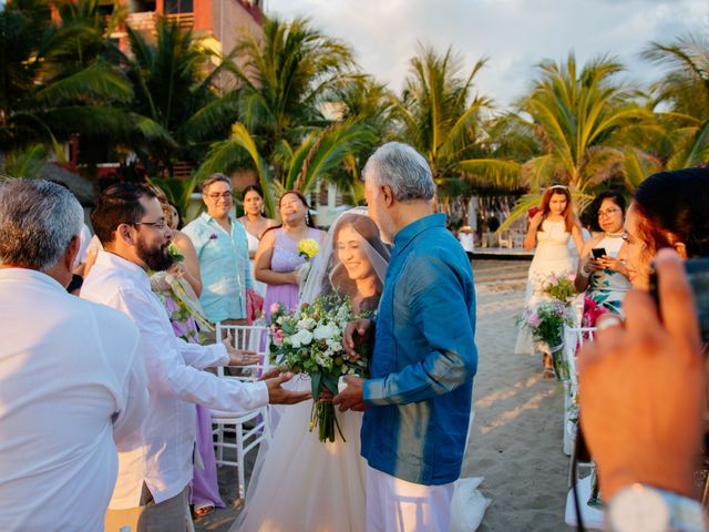 La boda de Alejandro y Anarsis en Ixtapa Zihuatanejo, Guerrero 46