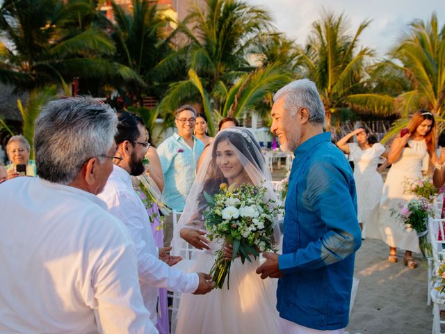 La boda de Alejandro y Anarsis en Ixtapa Zihuatanejo, Guerrero 47