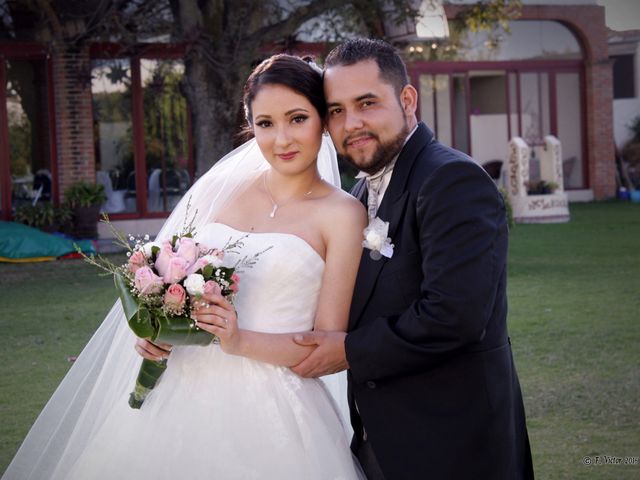 La boda de Iván y Xochitl  en Zapopan, Jalisco 13