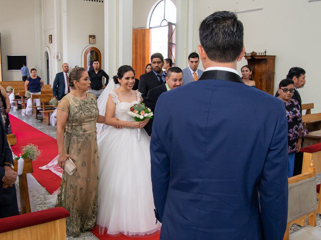 La boda de Miguel y Geraldine en Colima, Colima 7