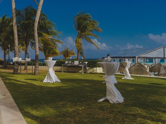 La boda de Nick y Dhyana en Cancún, Quintana Roo 9
