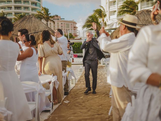 La boda de Nick y Dhyana en Cancún, Quintana Roo 18