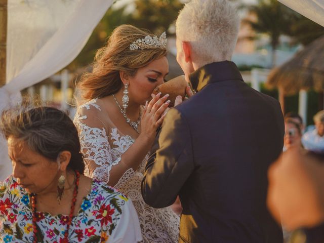La boda de Nick y Dhyana en Cancún, Quintana Roo 23